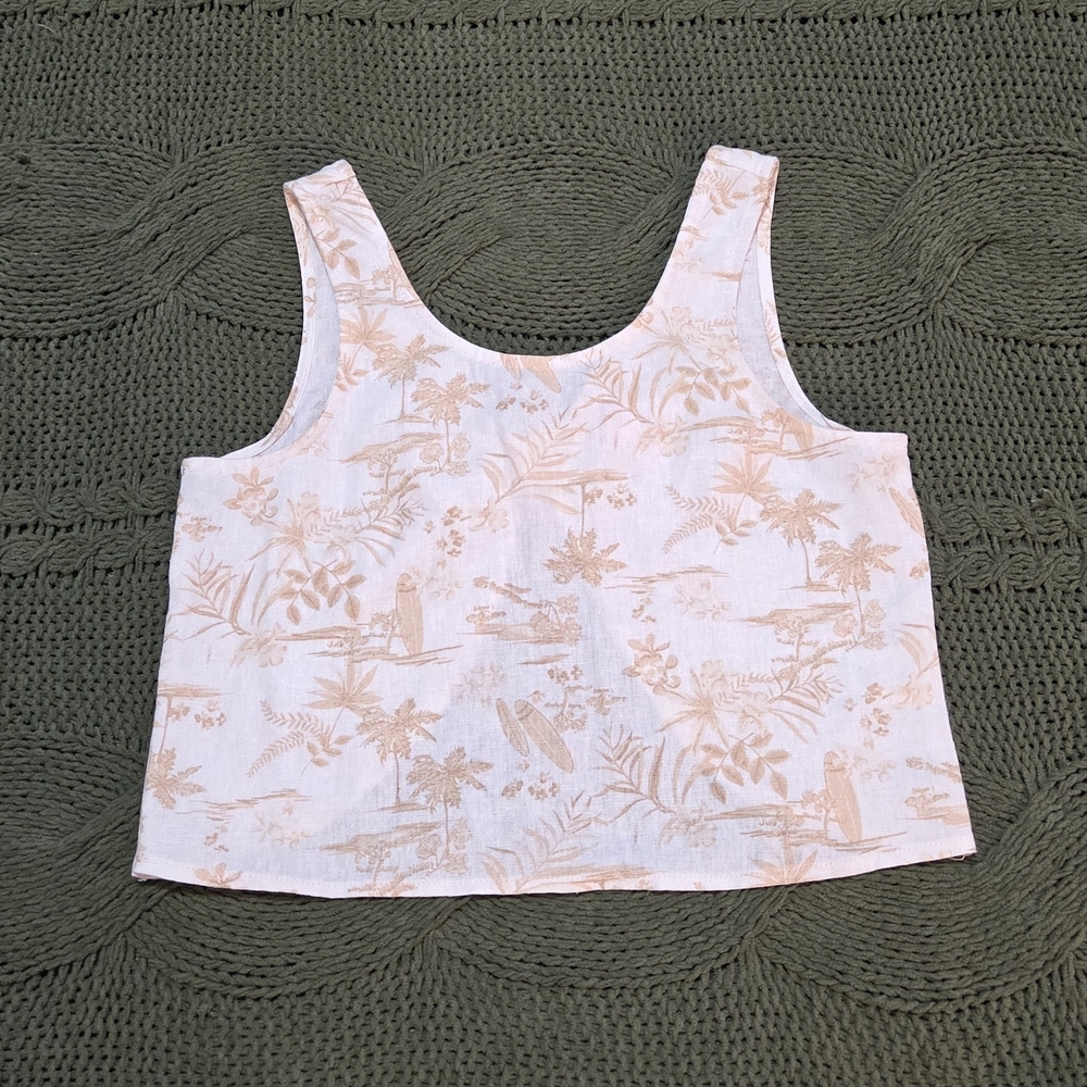Franki by Francescas Tank Top Crossed In The Back Tan Beach Print Size YTH 8
